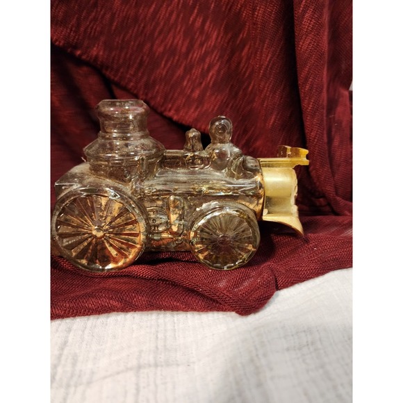 Vintage Avon Oland Cologne Glass Bottle Old Fire Engine 6 Fl Oz Dresser Decor - Picture 1 of 5